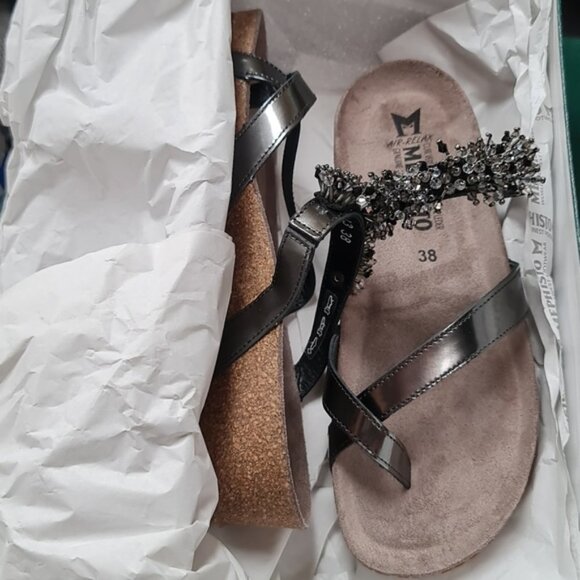 Mephisto Ingrid Women's Toe Thong Sanda - Picture 8 of 8